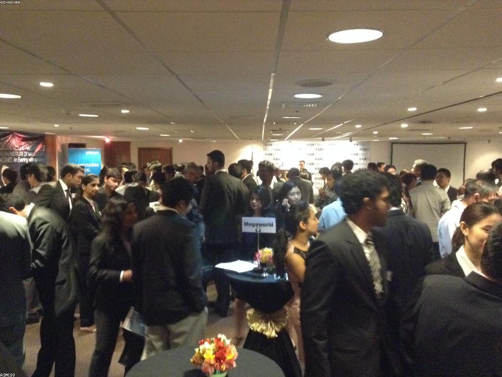 យុទ្ធសាស្ត្រសម្របសម្រួលក្នុងការប្រកួតការងារ